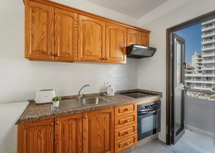 Апартаменты Ocean Breeze Penthouse Floritas