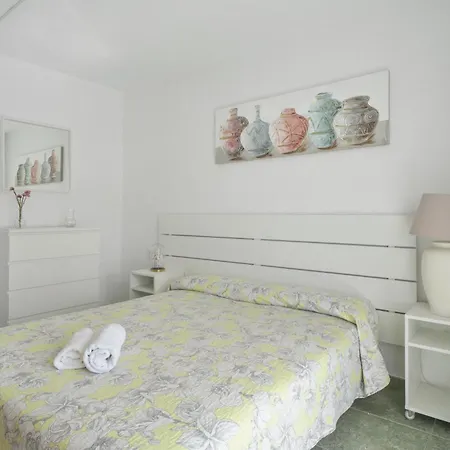 아파트 Ocean Breeze Penthouse Floritas *