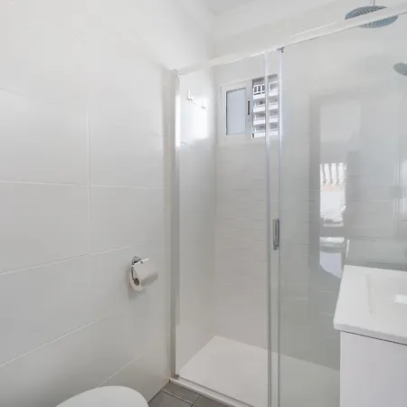 Ocean Breeze Penthouse Floritas Apartman